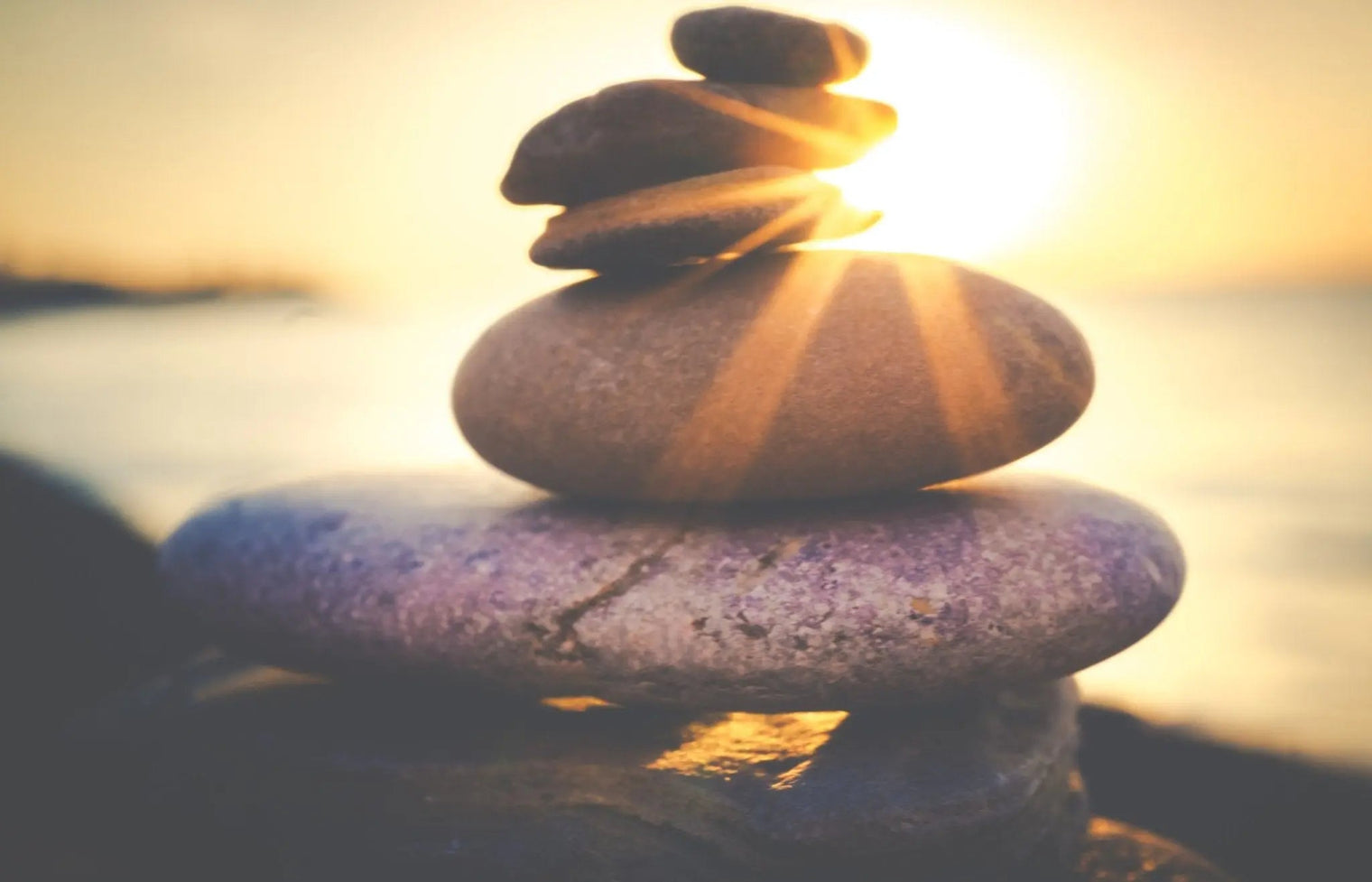Yoga and Mindfulness: A Guide to Incorporating Mindfulness into a Busy Schedule - Sama Yoga House